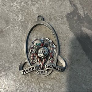 VTG. Disney “1997” “Happy Holidays” Ornament